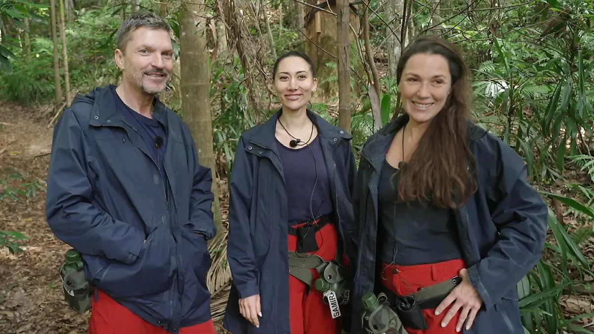 ACHTUNG-SPERRFRIST-FUeR-ALLE-MEDIEN-BIS-ZUM-SHOWENDE-MITTWOCH-04-FEBRUAR-2026-22-30-UHR-Hardy-Krueger-Samira-Yavuz-M-und-Simone-Ballack-nach-der-Dschungelpruefung-Kotzella-Festival-Die-Verwendung-des-sendungsbezogenen-Materials-ist-nur-mit-dem-Hinweis-und-Verlinkung-auf-RTL-gestattet