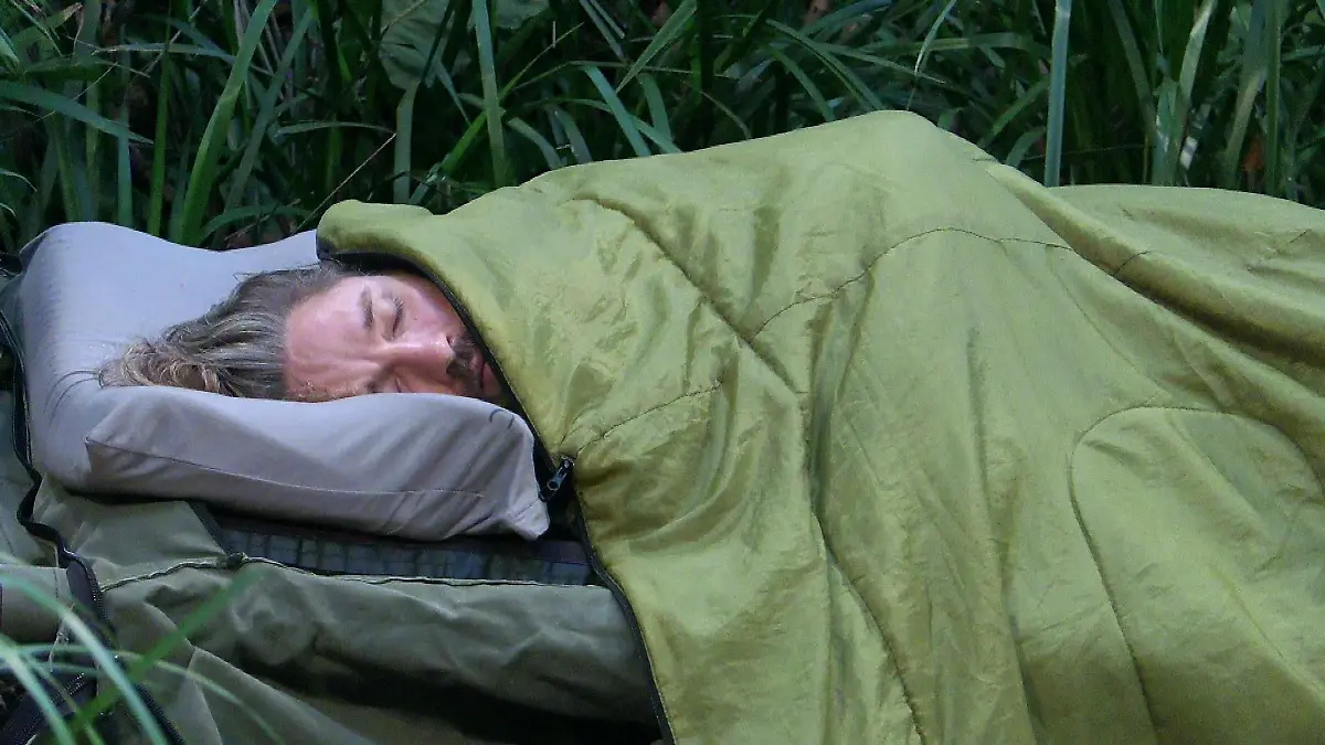 ACHTUNG-SPERRFRIST-FUeR-ALLE-MEDIEN-BIS-ZUM-SHOWENDE-MITTWOCH-04-FEBRUAR-2026-22-30-UHR-Stephen-hat-Gil-Ofarim-seinen-Schlafsack-ueberlassen-Die-Verwendung-des-sendungsbezogenen-Materials-ist-nur-mit-dem-Hinweis-und-Verlinkung-auf-RTL-gestattet