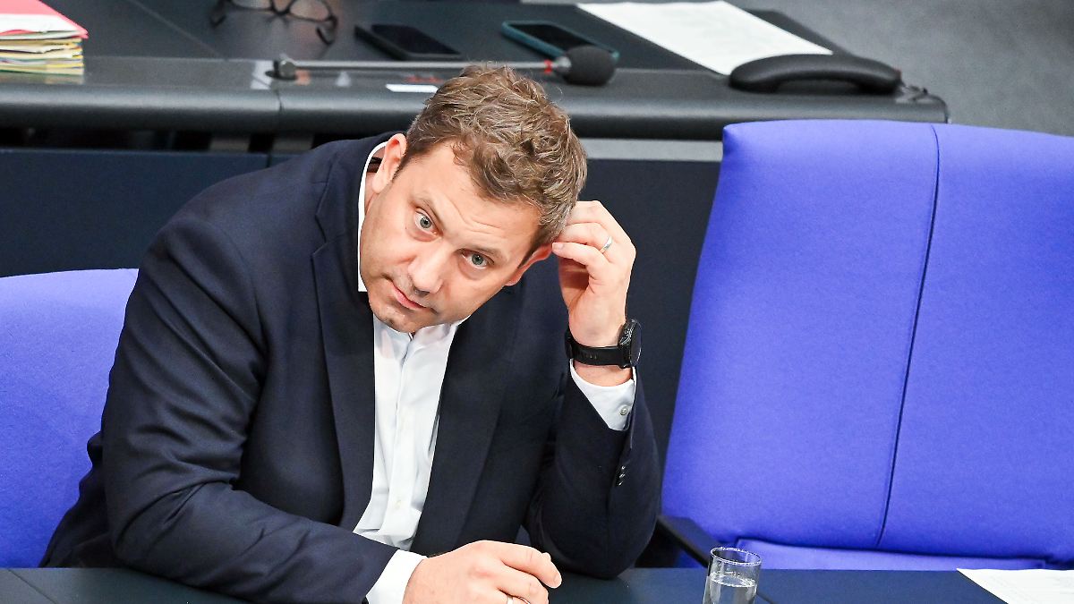 Wer-profitiert-von-Steuerreform-Finanzministerium-gibt-sich-ahnungslos-Linke-ver-rgert