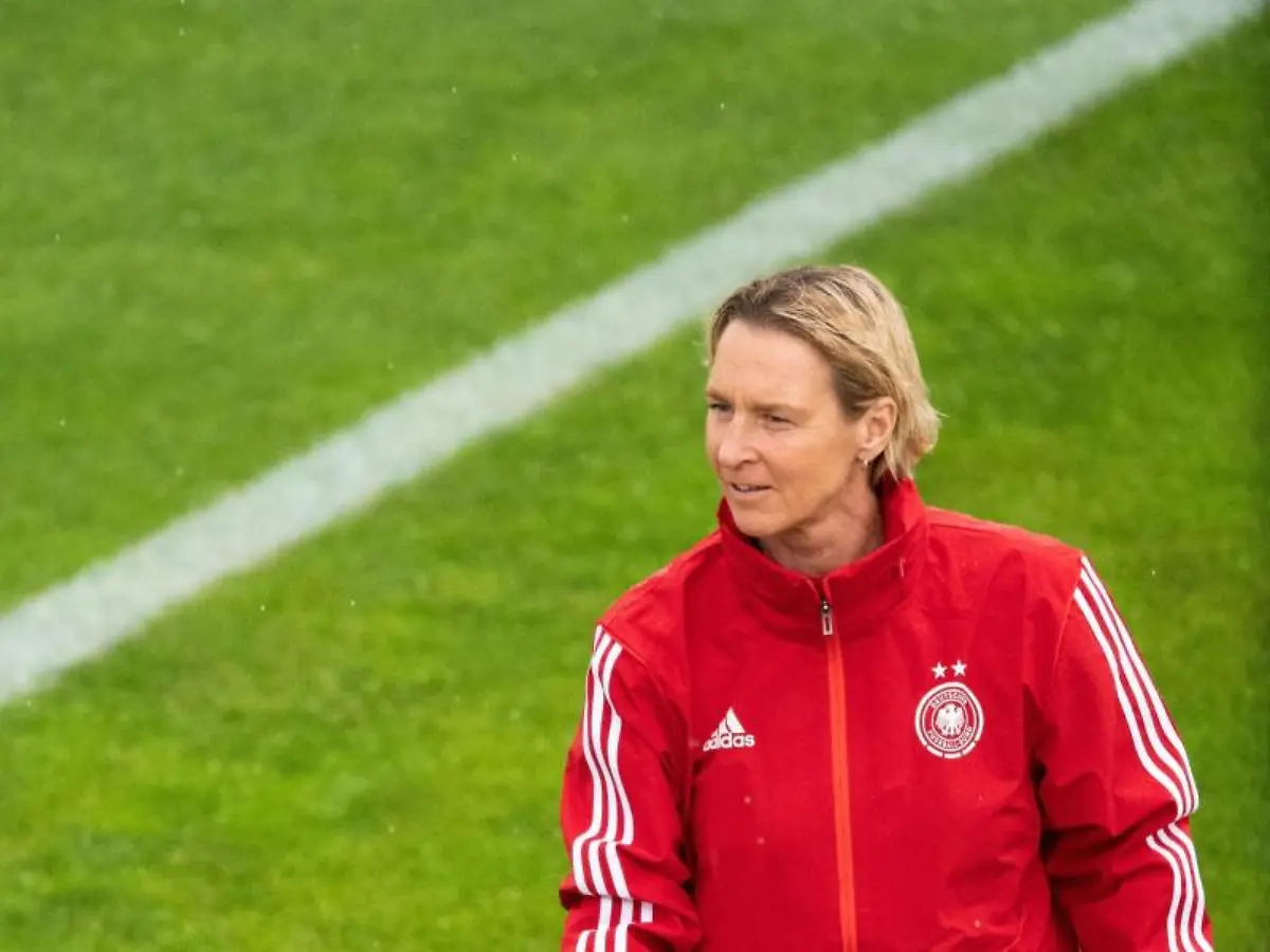 Martina-Voss-Tecklenburg-Trainerin-der-deutschen-Frauen-Nationalmannschaft