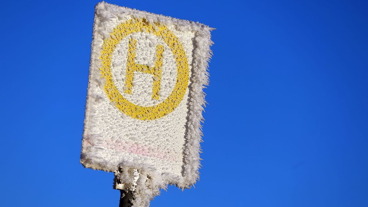Extreme Glätte: Busverkehr in Dessau vorerst eingestellt