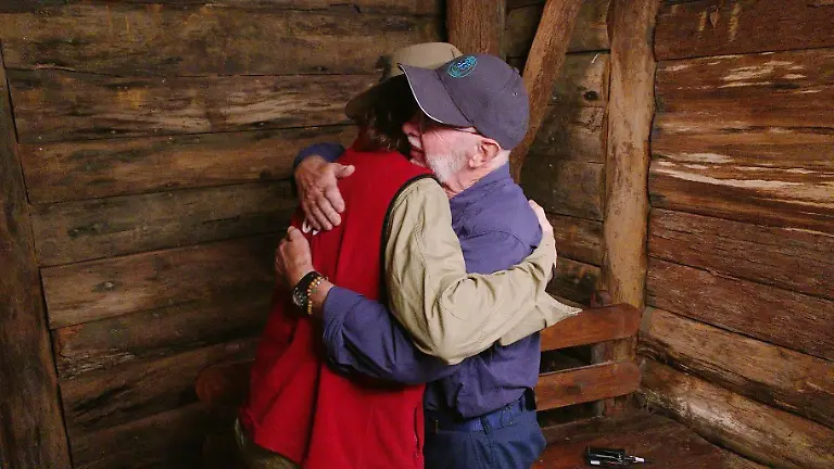 ACHTUNG-SPERRFRIST-FUeR-ALLE-MEDIEN-BIS-ZUM-SHOWENDE-DONNERSTAG-05-FEBRUAR-2026-22-30-UHR-Im-Dschungeltelefon-trifft-Gil-Ofarim-auf-Dr-Bob-der-ihm-eine-entscheidende-Botschaft-ueberbringt-Er-habe-Gil-gestern-und-heute-genau-beobachtet-sein-Fazit-ist-eindeutig-Gil-ist-gesund-genug-fuer-die-Dschungelpruefungen-Die-Verwendung-des-sendungsbezogenen-Materials-ist-nur-mit-dem-Hinweis-und-Verlinkung-auf-RTL-gestattet