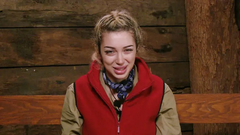 ACHTUNG-SPERRFRIST-FUeR-ALLE-MEDIEN-BIS-ZUM-SHOWENDE-DONNERSTAG-05-FEBRUAR-2026-22-30-UHR-Ariel-kommentiert-im-Dschungeltelefon-spitz-Das-Possum-im-Camp-waere-mir-lieber-als-so-manche-Leute-Die-Verwendung-des-sendungsbezogenen-Materials-ist-nur-mit-dem-Hinweis-und-Verlinkung-auf-RTL-gestattet