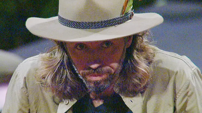 ACHTUNG-SPERRFRIST-FUeR-ALLE-MEDIEN-BIS-ZUM-SHOWENDE-DONNERSTAG-05-FEBRUAR-2026-22-30-UHR-Am-Lagerfeuer-eskaliert-der-Streit-zwischen-Gil-Ofarim-und-Ariel-Die-Verwendung-des-sendungsbezogenen-Materials-ist-nur-mit-dem-Hinweis-und-Verlinkung-auf-RTL-gestattet