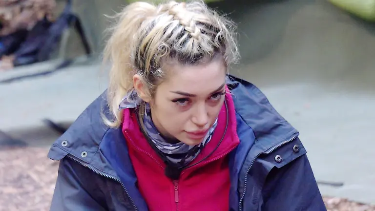 ACHTUNG-SPERRFRIST-FUeR-ALLE-MEDIEN-BIS-ZUM-SHOWENDE-DONNERSTAG-05-FEBRUAR-2026-22-30-UHR-Patrick-und-Gil-wurden-in-die-Dschungelpruefung-gewaehlt-Ariel-stimmt-Simones-Meinung-zu-Die-Verwendung-des-sendungsbezogenen-Materials-ist-nur-mit-dem-Hinweis-und-Verlinkung-auf-RTL-gestattet