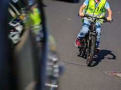 Neues aus dem Verkehrsrecht: Urteil entlastet Eltern bei Fahrradunfällen mit Kindern