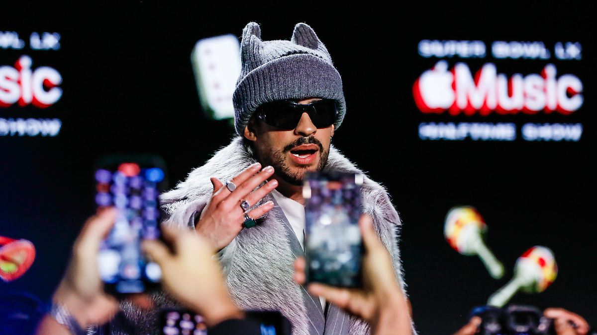 -Gro-mutter-und-Mega-Aufreger-Diese-Super-Bowl-Show-ist-eine-schallende-Ohrfeige-f-r-Donald-Trump