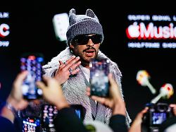 "Großmutter" und Mega-Aufreger: Diese Super-Bowl-Show ist eine schallende Ohrfeige für Donald Trump