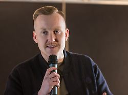 Parteiausschluss drohte: Deutschland-Chef der Identitären Bewegung tritt aus AfD aus