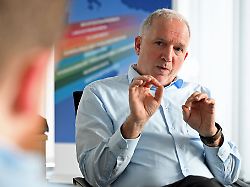 Niedersachsen & Bremen: Verfassungsschutzpräsident: Politik schon in der Grundschule