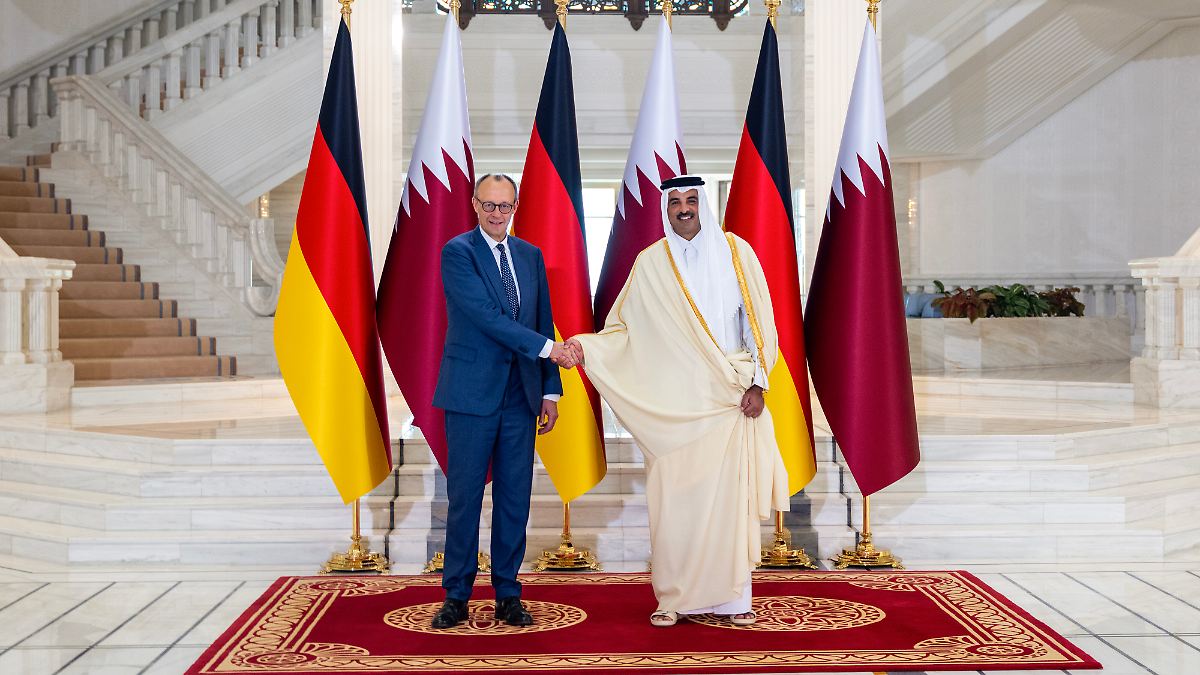 Khashoggi-Mord-ist-abgehakt-Deutschlands-neuer-Golfkurs-Merz-macht-Geld-und-Machtpolitik-mit-Monarchen