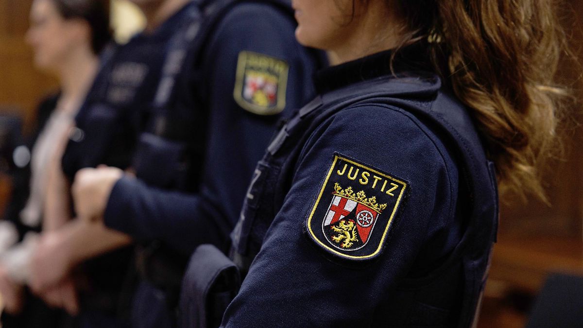 Pilotprojekt mit Tasern für Justizwachtmeister