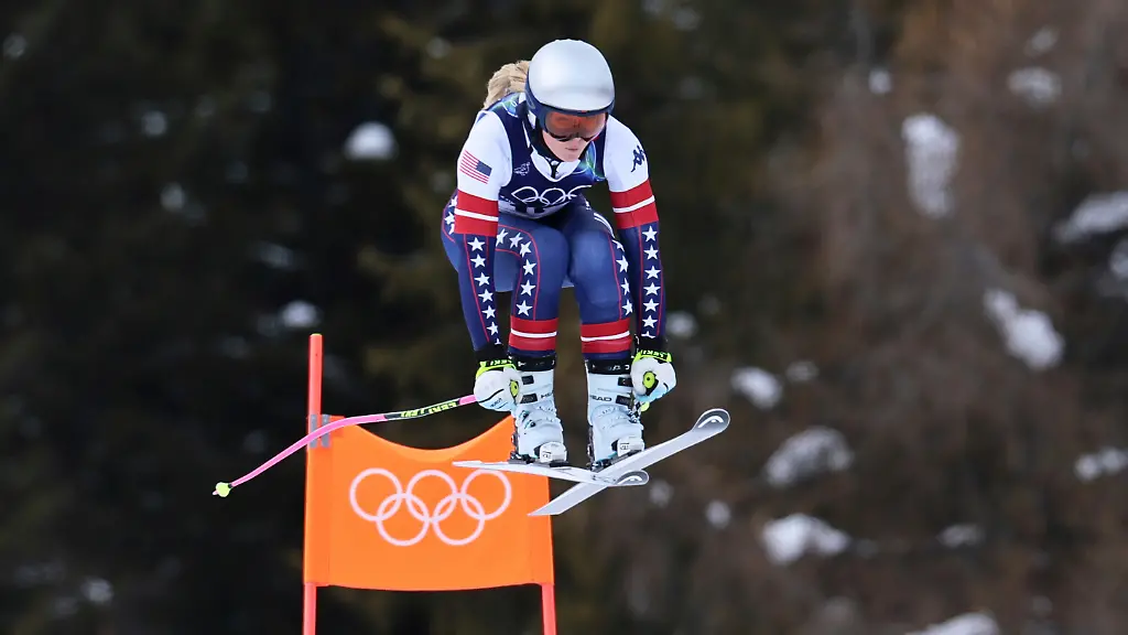 Olympia-Olympische-Winterspiele-Mailand-Cortina-2026-Ski-alpin-Abfahrt-Training-Lindsey-Vonn-USA-ist-auf-der-Strecke-unterwegs