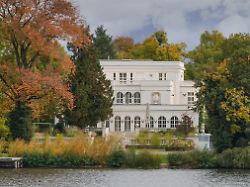 "Macht der Milliardäre brechen": Studie: Vermögenssteuer könnte 147 Milliarden Euro in Kassen spülen