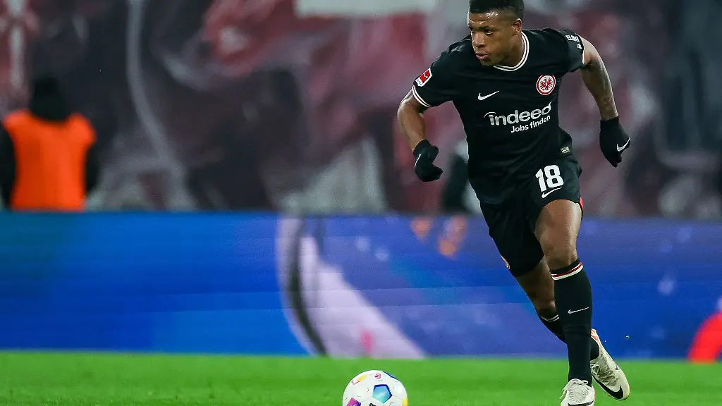 Jessic-Ngankam-verlaesst-Eintracht-Frankfurt-Archivbild