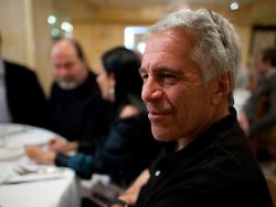 Bericht zu Kontakten nach Moskau: Wie Epstein versuchte, an Putin heranzukommen