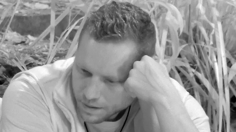 ACHTUNG-SPERRFRIST-FUeR-ALLE-MEDIEN-BIS-ZUM-SHOWENDE-FREITAG-06-FEBRUAR-2026-22-30-UHR-Bei-der-Nachtwache-mit-Hardy-laesst-Patrick-Romer-seinem-Aerger-ueber-die-Aussagen-der-Frauen-gegenueber-den-Maennern-im-Camp-freien-Lauf-Die-Verwendung-des-sendungsbezogenen-Materials-ist-nur-mit-dem-Hinweis-und-Verlinkung-auf-RTL-gestattet