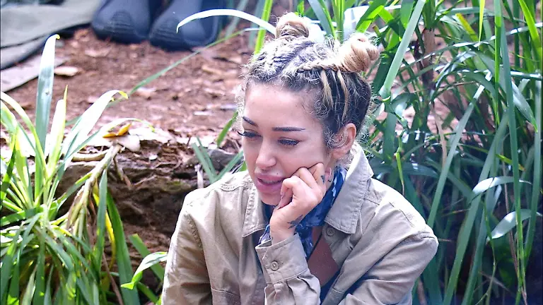 ACHTUNG-SPERRFRIST-FUeR-ALLE-MEDIEN-BIS-ZUM-SHOWENDE-FREITAG-06-FEBRUAR-2026-22-30-UHR-Liebes-und-Flirttechnisch-ist-bei-Ariel-seit-Monaten-Sendepause-Die-Schweizerin-ist-hin-und-hergerissen-Einerseits-liebt-sie-die-Zweisamkeit-und-Ruhe-mit-ihrer-Tochter-aber-manchmal-bin-ich-ein-wenig-traurig-Die-Verwendung-des-sendungsbezogenen-Materials-ist-nur-mit-dem-Hinweis-und-Verlinkung-auf-RTL-gestattet