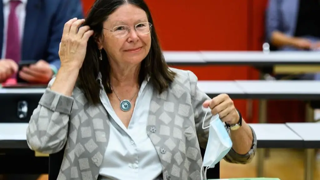 Ulrike-Hoefken-Buendnis-90-Die-Gruenen-Umweltministerin-von-Rheinland-Pfalz