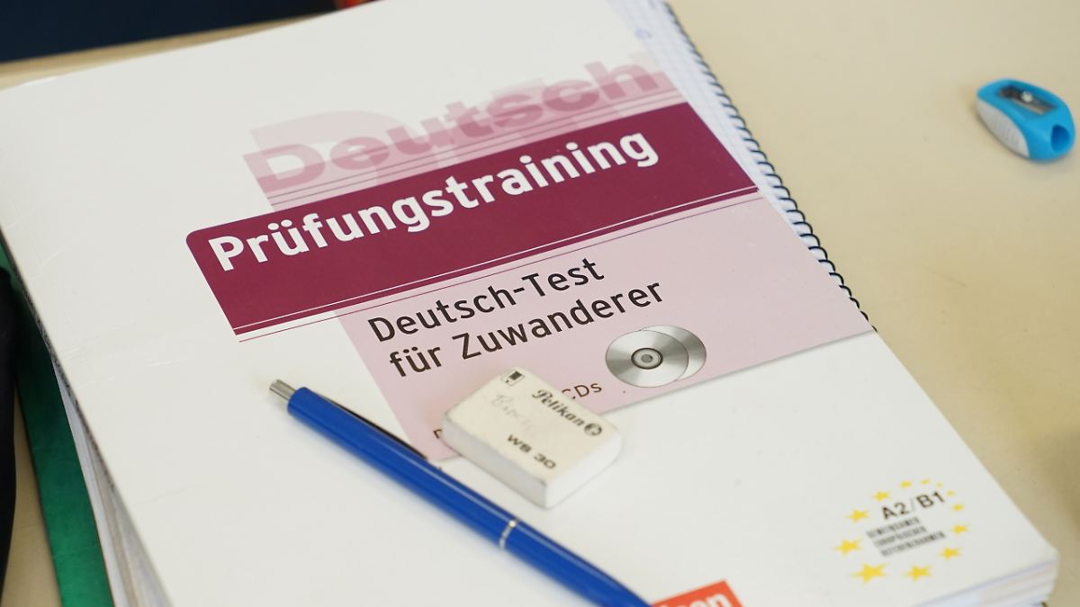 Bamf-stoppt-bereits-Zulassungen-Innenministerium-Reduzierung-von-Integrationskursen-m-glich