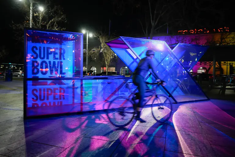 Super-Bowl-LX-light-show-in-San-Francisco-SAN-FRANCISCO-CA-FEB-5-Super-Bowl-LX-light-show-illuminated-on-Ferry-Building-at-Harry-Bridges-Plaza-in-San-Francisco-California-on-February-5-2026-Tayfun-Coskun-Anadolu-California-United-States-Editorial-use-only-Please-get-in-touch-for-any-other-usage