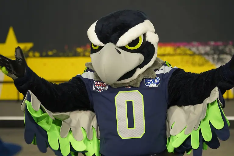 Seattle-Seahawks-Mascot-Blitz-During-the-Super-Bowl-LX-60-Opening-Night-Ceremony-at-the-San-Jose-Convention-Center-in-San-Jose-California