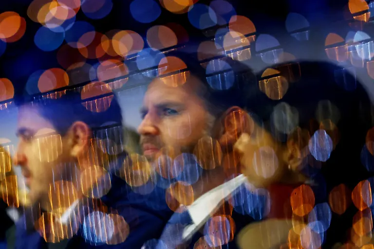 Milano-Cortina-2026-Olympics-Opening-Ceremony-San-Siro-Stadium-Milan-Italy-February-06-2026-Reflection-of-U-S