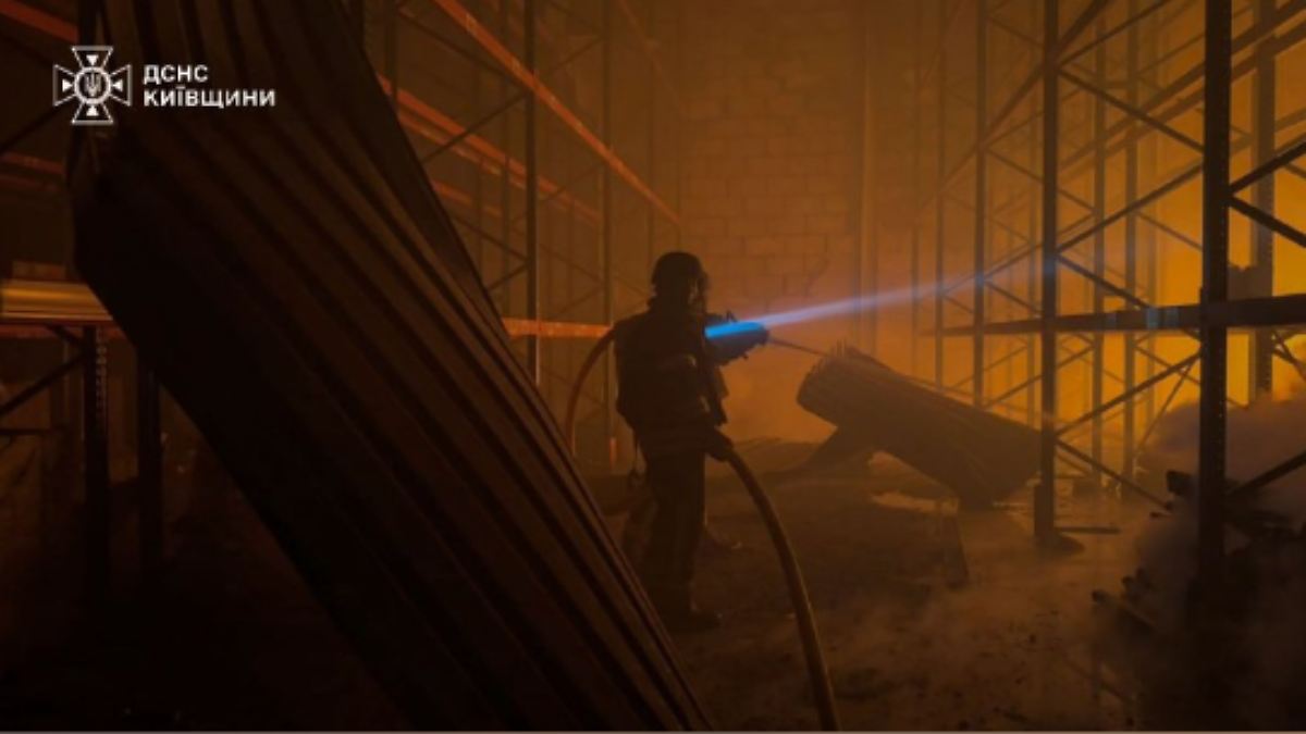 Auswirkung-auf-Polens-Luftraum-Massiver-Angriff-f-hrt-zu-landesweiten-Stromausf-llen-in-Ukraine