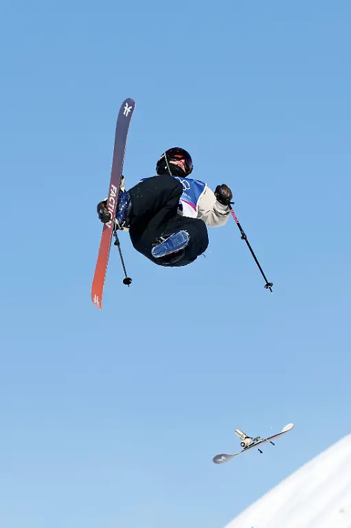 Olympics-Freestyle-Skiing-Slopestyle-Qualification-Feb-7-2026-Livigno-Italy-Sarah-Hoefflin-of-Switzerland-during-slopestyle-freestyle-skiing-qualification-during-the-Milano-Cortina-2026-Olympic-Winter-games-Winterspiele-Spiele-Summer-games-at-Livigno-Snow-Park