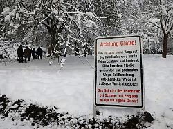 Berlin & Brandenburg: Stahnsdorfer Friedhof wegen Glätte vorübergehend geschlossen