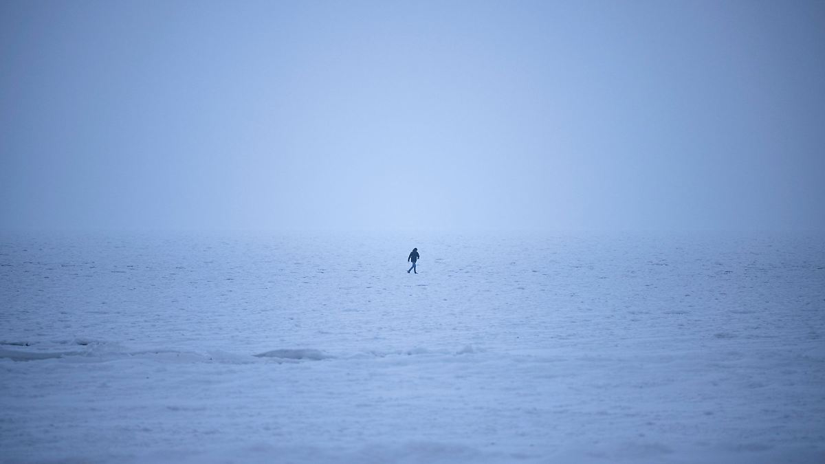 Glatte Straßen und gefrorene See: Winter in MV hält an