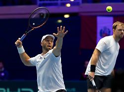 Auch ohne Zverev souverän weiter: Im Davis-Cup-Doppel wird es für deutsche Routiniers extrem kurios