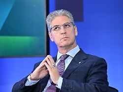 "Gold für Schlampigkeit": Kommentator blamiert sich bei Eröffnungsfeier