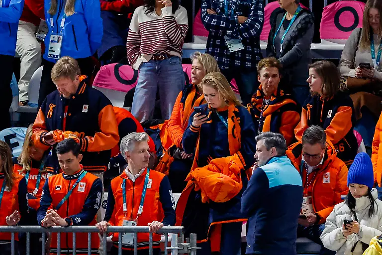 King-Willem-Alexander-and-Princess-Amalia-of-the-Netherlands-watching-Around-the-Games-Milano-Cortina-2026-Winter-Olympics-Day-1-Speed-skating-Eisschnelllauf-Milano-Cortina-2026-Winter-Olympics-Day-1-Milano-Speed-Skating-Stadium-February-7-2026-Milan-Italy