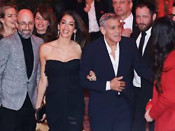 Elegantes Paar besucht Olympia: George und Amal Clooney bringen Glamour nach Mailand