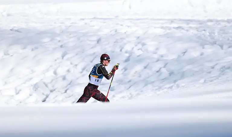 Olympia-Olympische-Winterspiele-Mailand-Cortina-2026-Ski-nordisch-Langlauf-Skiathlon-2-x-10-km-Maenner-Friedrich-Moch-Deutschland-ist-auf-der-Loipe-unterwegs