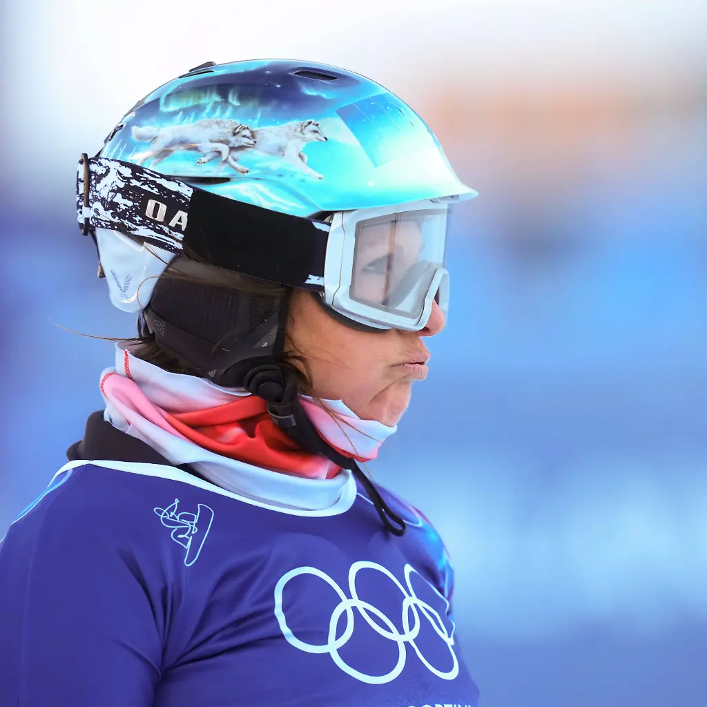 Olympics-Snowboard-Parallel-Giant-Slalom-Feb-8-2026-Livigno-Italy-Claudia-Riegler-of-Austria-during-women-s-parallel-giant-slalom-qualification-during-the-Milano-Cortina-2026-Olympic-Winter-games-Winterspiele-Spiele-Summer-games-at-Livigno-Snow-Park