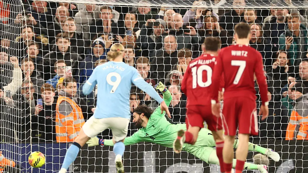 Erling-Haaland-of-Manchester-City-scores-a-goal-and-celebrates-1-2-Liverpool-v-Manchester-City-Premier-League-Football-Anfield-Liverpool-UK-08-Feb-2026Liverpool-Anfield-United-Kingdom-EDITORIAL-USE-ONLY-No-use-with-unauthorised-audio-video-data-fixture-lists-club-league-logos-or-live-services-Online-in-match-use-limited-to-120-images-no-video-emulation-No-use-in-betting-games-or-single-club-league-player-publications