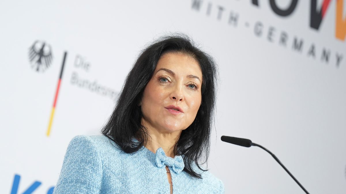 -Netzpaket-gegen-berkapazit-t-Reiche-will-Ausbau-erneuerbarer-Energien-neu-regeln