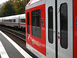 Hamburg & Schleswig-Holstein: Gefährlicher Trend: Mehr Trainsurfer in Hamburg