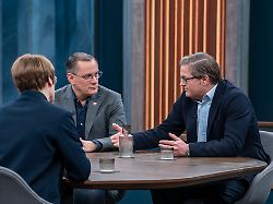 AfD-Strategie bei Caren Miosga: "Ihre Partei ist wie Herr Turtur. Je näher man ihr kommt, desto mickriger wird sie"