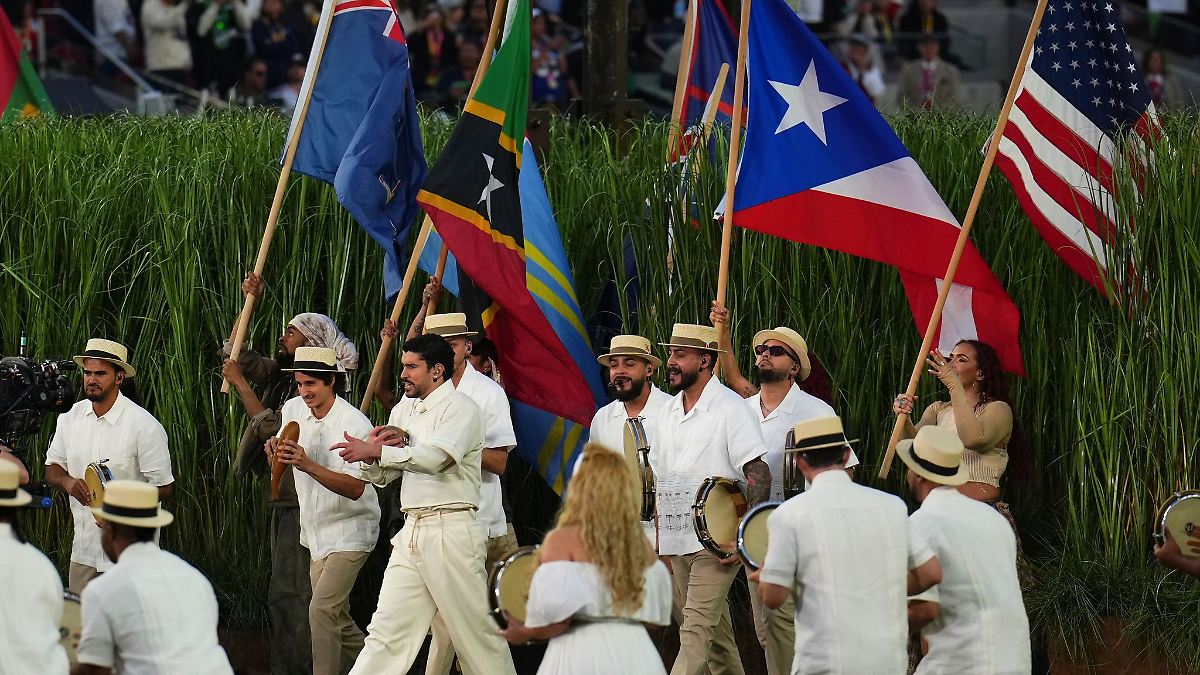 -Ein-Schlag-ins-Gesicht-Trump-w-tet-gegen-widerliche-Super-Bowl-Show