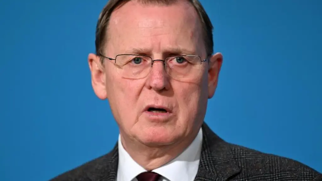 Thueringens-Ministerpraesident-Bodo-Ramelow-Linke-spricht-bei-einer-Videokonferenz