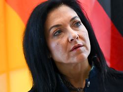 Bremse für Erneuerbare?: Grüne: Reiche will die Energiewende "killen"