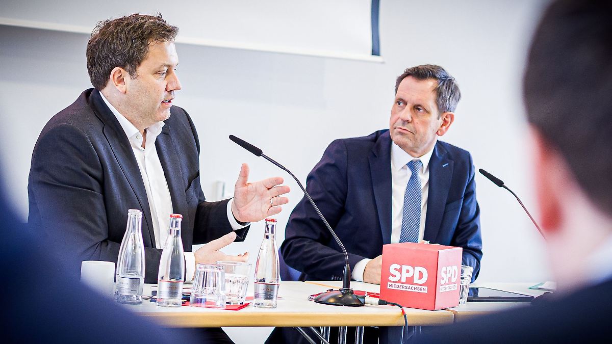 Lies: SPD ist Partei der Arbeit und der Bildung
