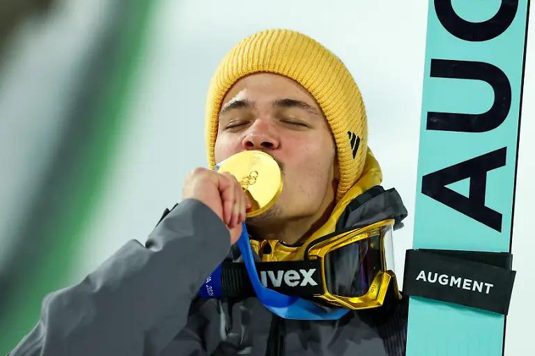 Olympische-Winterspiele-Milano-Cortina-2026-Skispringen-Normalschanze-Einzel-Maenner-am-09-02