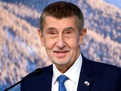 Finanzierung aus Staatshaushalt: Tschechische Rundfunkmitarbeiter wehren sich gegen Babis-Plan