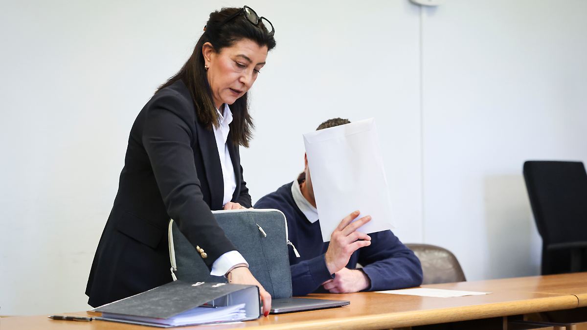 Zorn-als-Motiv-Gericht-verurteilt-Mann-nach-t-dlichem-Messerstich-in-Neum-nster-zu-langer-Haft