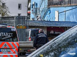 Tatverdächtiger festgenommen: Mann erschießt Ehefrau in Baden-Württemberg auf offener Straße