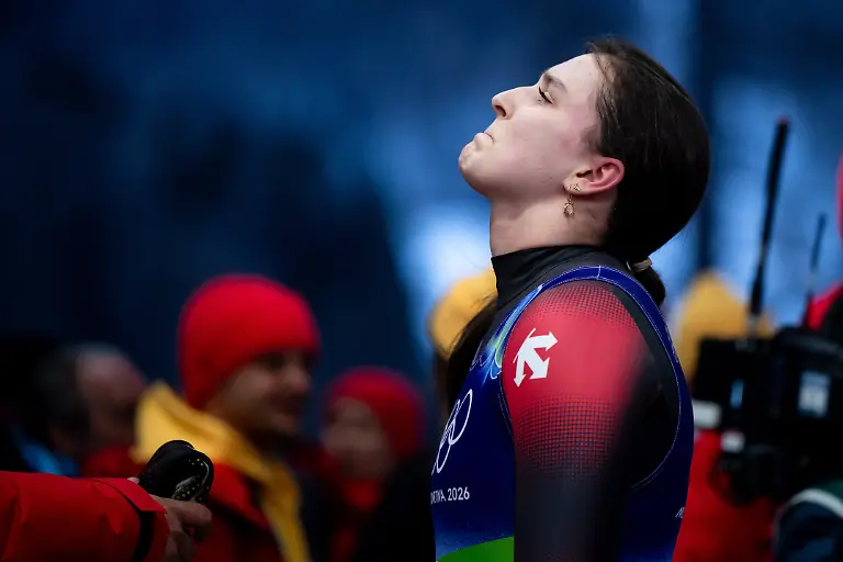 FRAEBEL-Merle-Malou-Deutschland-aergert-sich-im-Ziel-ueber-einen-Fahrfehler-ITA-Olympische-Spiele-Milano-Cortina-2026-Olympia-Rodeln-Frauen-Einzel-10-02